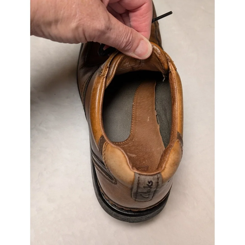 Vintage 02/06 Clarks Mens Brown Leather Square Toe Lace Up Dress Shoes Size 9.5M